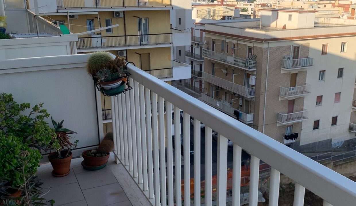 app via pascoli balcone 2