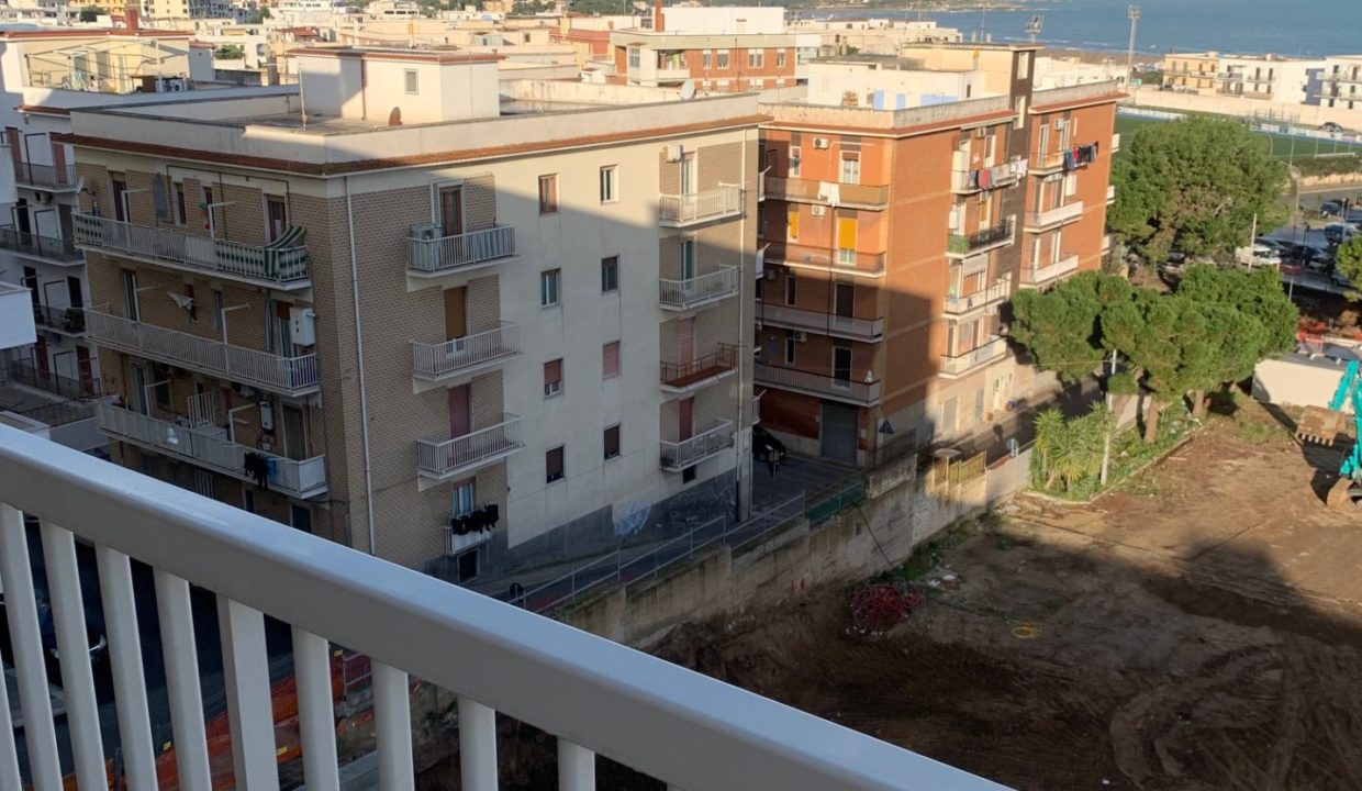 app via pascoli balcone 3