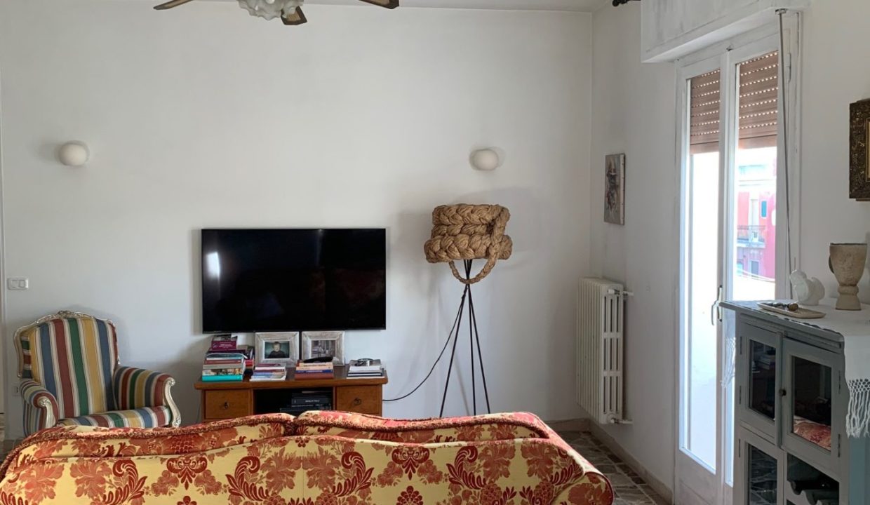 app via pascoli soggiorno pranzo 3