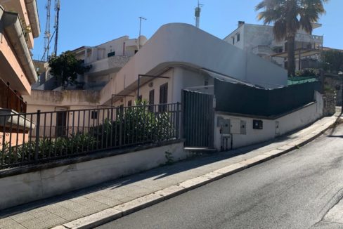 mono via s.margherita esterno