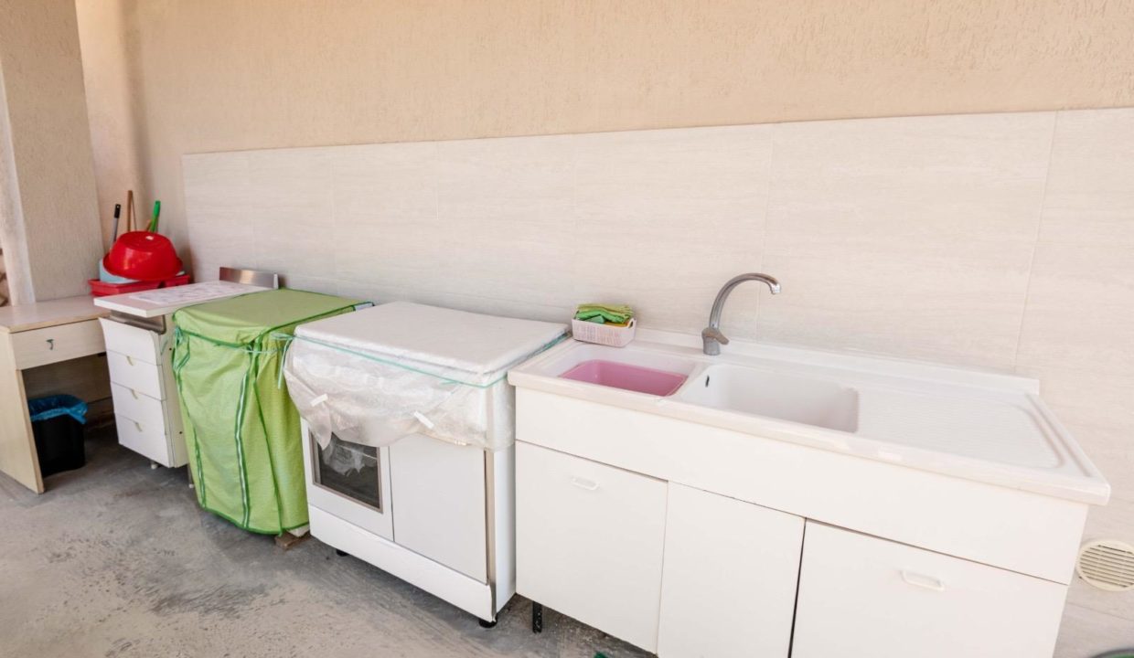 villetta s.margherita lavanderia esterna