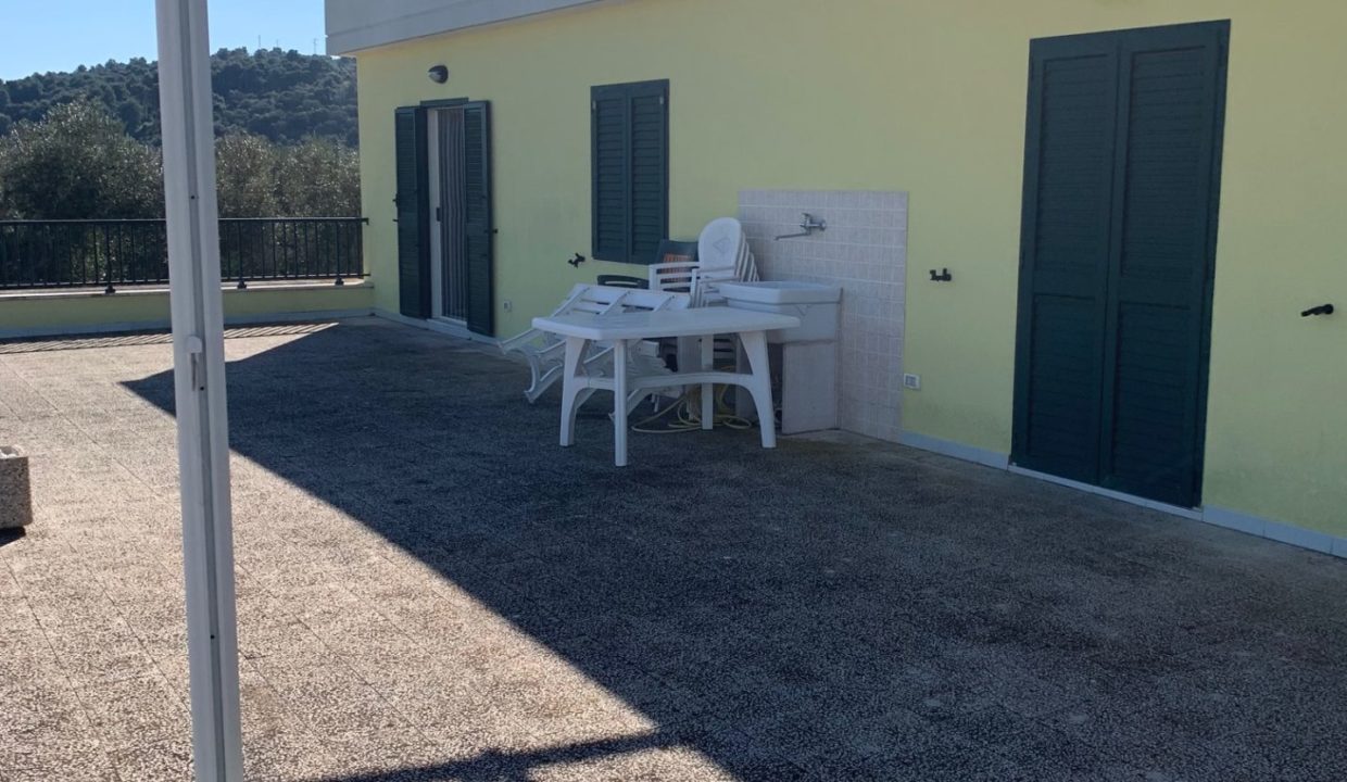 market litoranea esterno app.