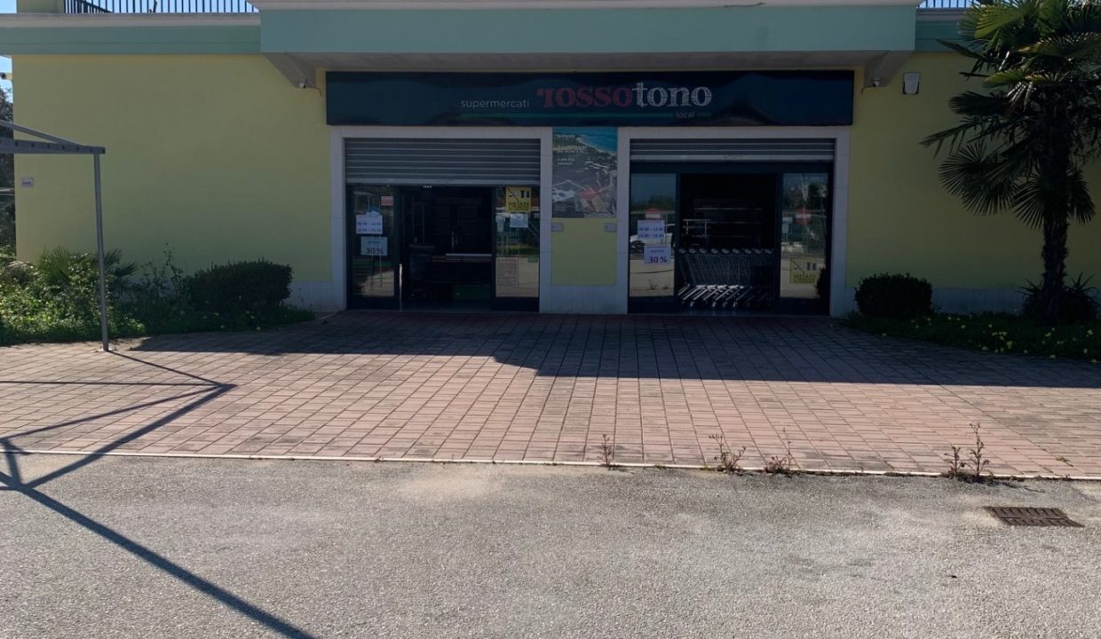 market litoranea ingresso interno